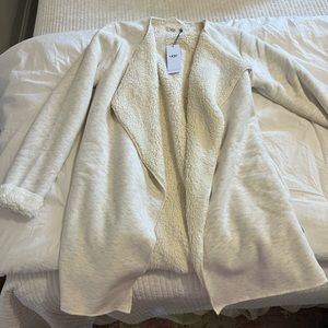 UGG ABRIANA SHAWL CARDIGAN SIZE SMALL.